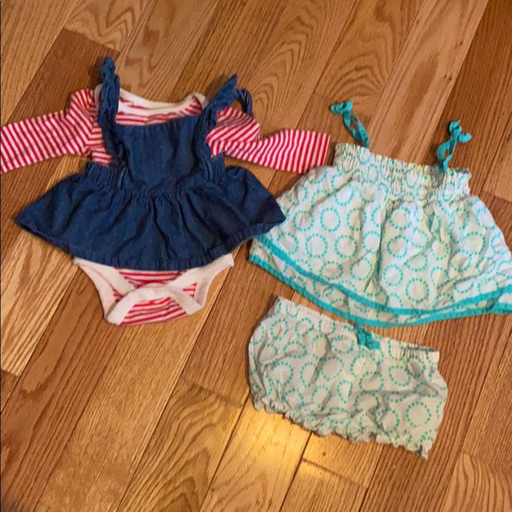 Newborn/0-3 month outfits